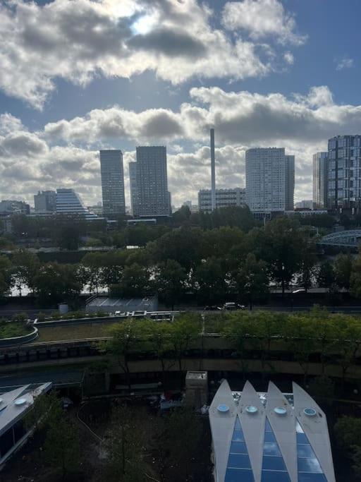 Tour Eiffel Terrasse Vue Seine Lejlighed Paris Eksteriør billede
